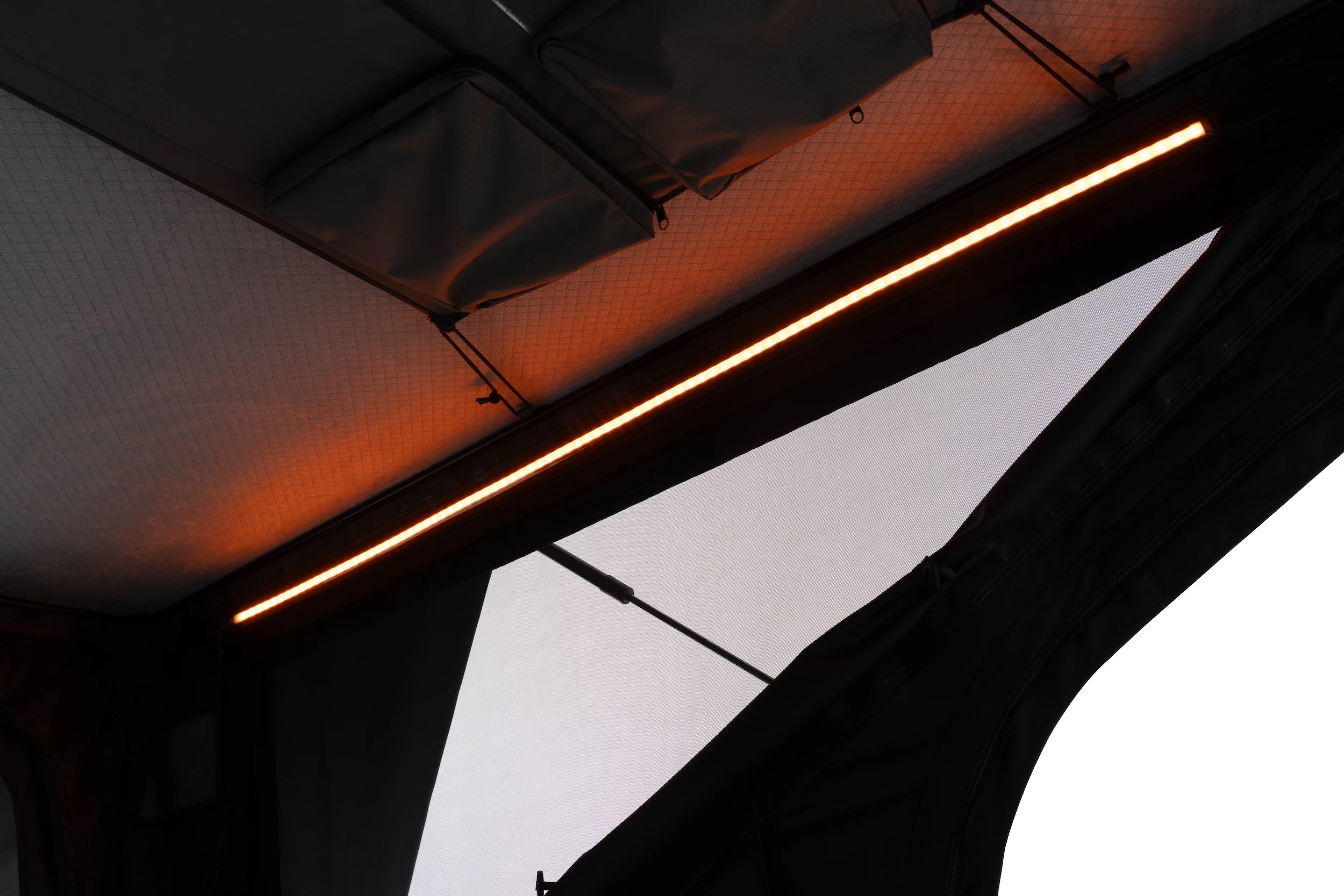 Summit XLZ 1550 Rooftop Tent - Image 21